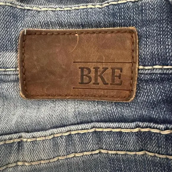 BKE Jake Jeans Mens 34x34/32 Blue Medium Wash Straight Denim Embroidered Pockets - Picture 7 of 9